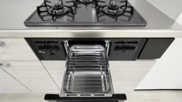 ガスコンロに使う電池は何？交換のタイミングや方法についても解説